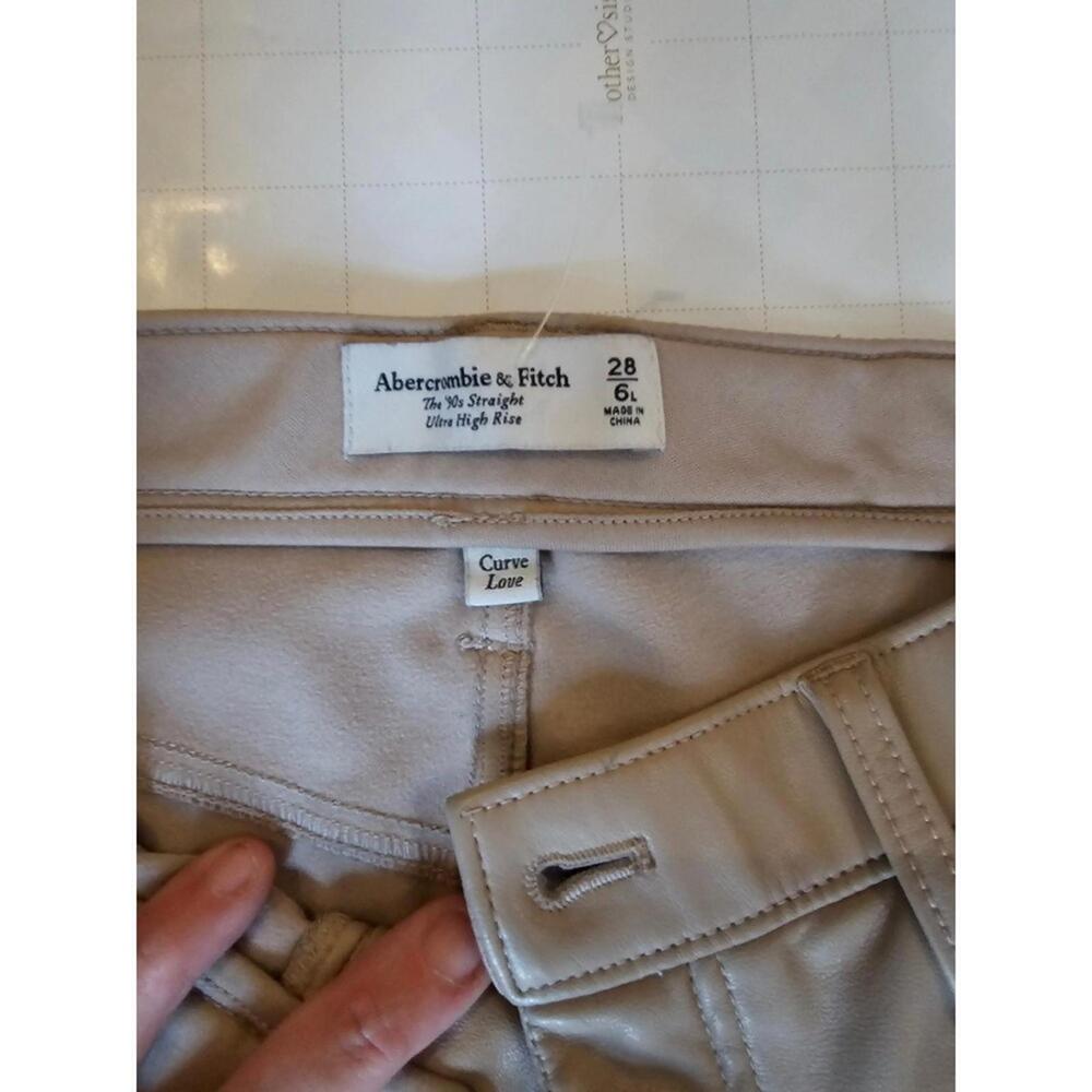 Abercrombie Fitch Curve Love 90s Straight Faux Leather Pants 28 6L Taupe - Picture 2 of 3